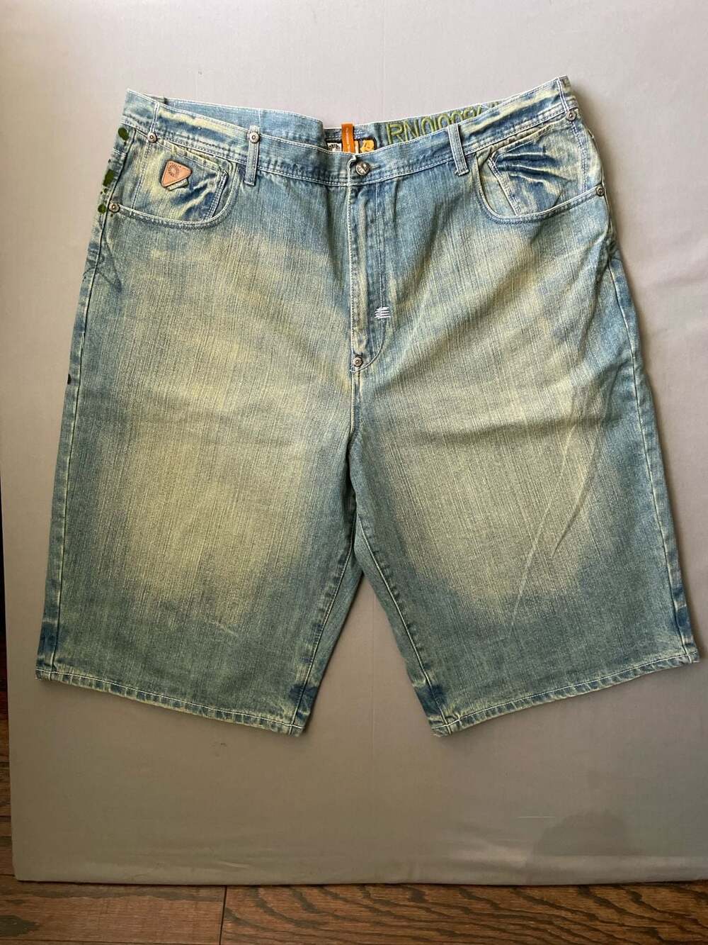 Akademiks Vintage Y2K Baggy Graphic Print Denim Jorts Shorts Size 44 - Picture 1 of 9